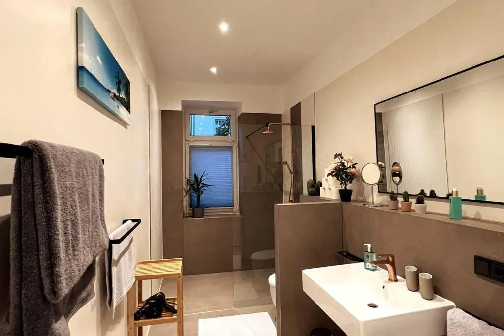 Image 1 of Soul-Apartment Terrasse Privat-Parkplatz Boxspringbett 55Zoll TV WLAN