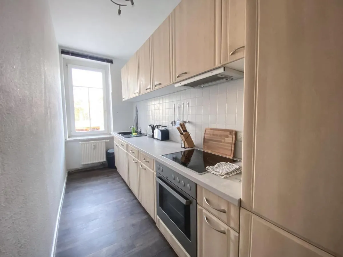 Image 6 of Stilvolle 2 Zimmer Wohnung mit Küche, TV, Waschmaschine