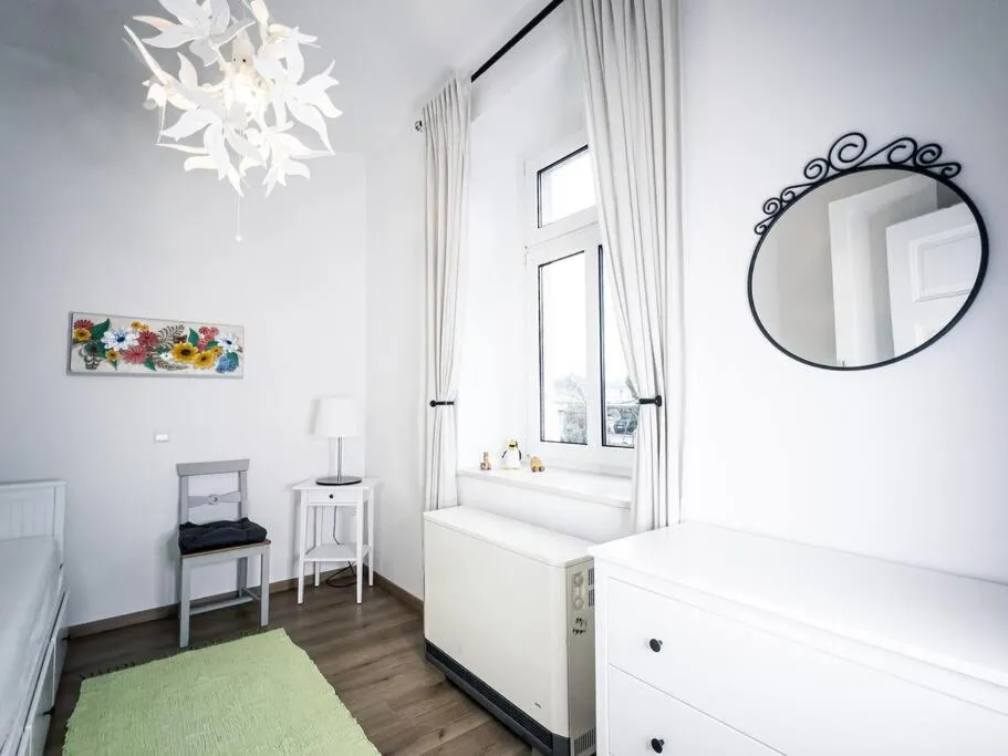 Image 2 of ►Top Wohnung Nähe Porsche, Flughafen, Messe & BMW◄