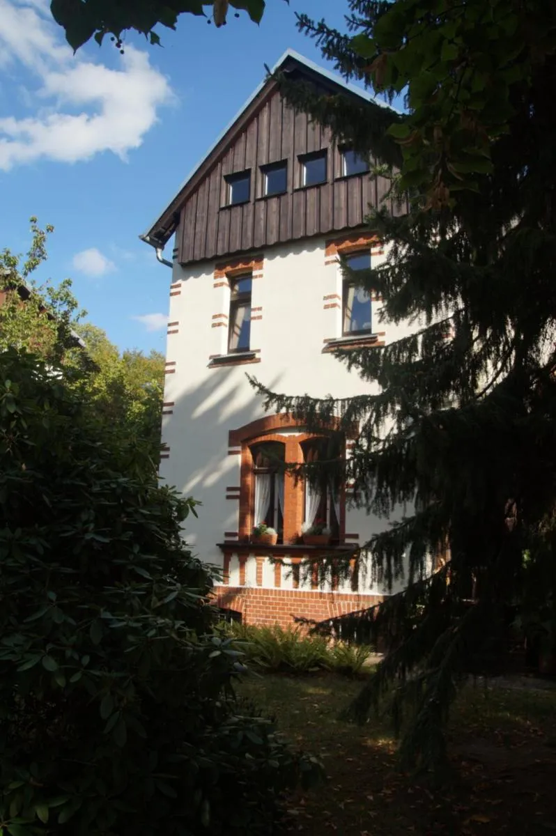 Image 4 of Villa 1895