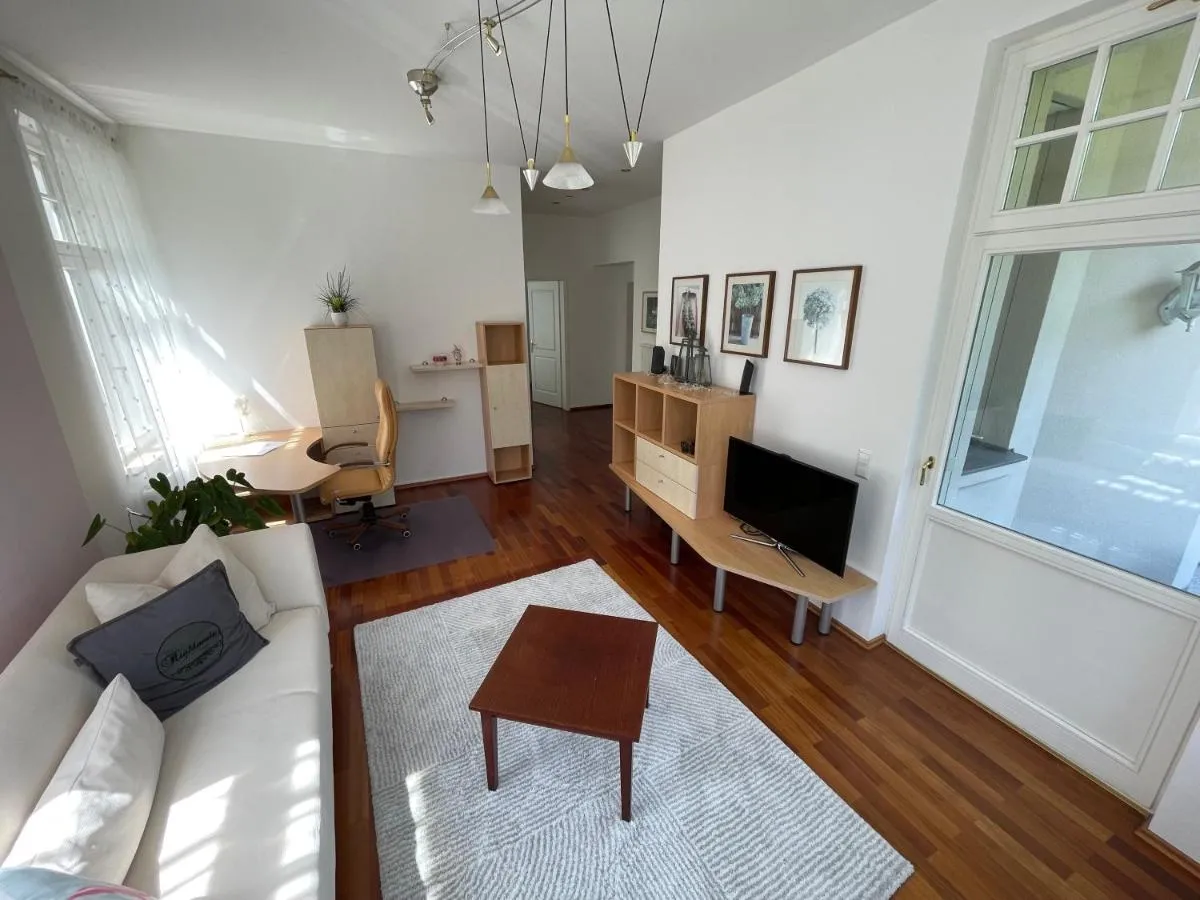 Image 2 of Villa 18, Wohnung Gartenblick, Nähe Zoo, Kongresszentrum Zoo, Zentrum, ARENA, Messe