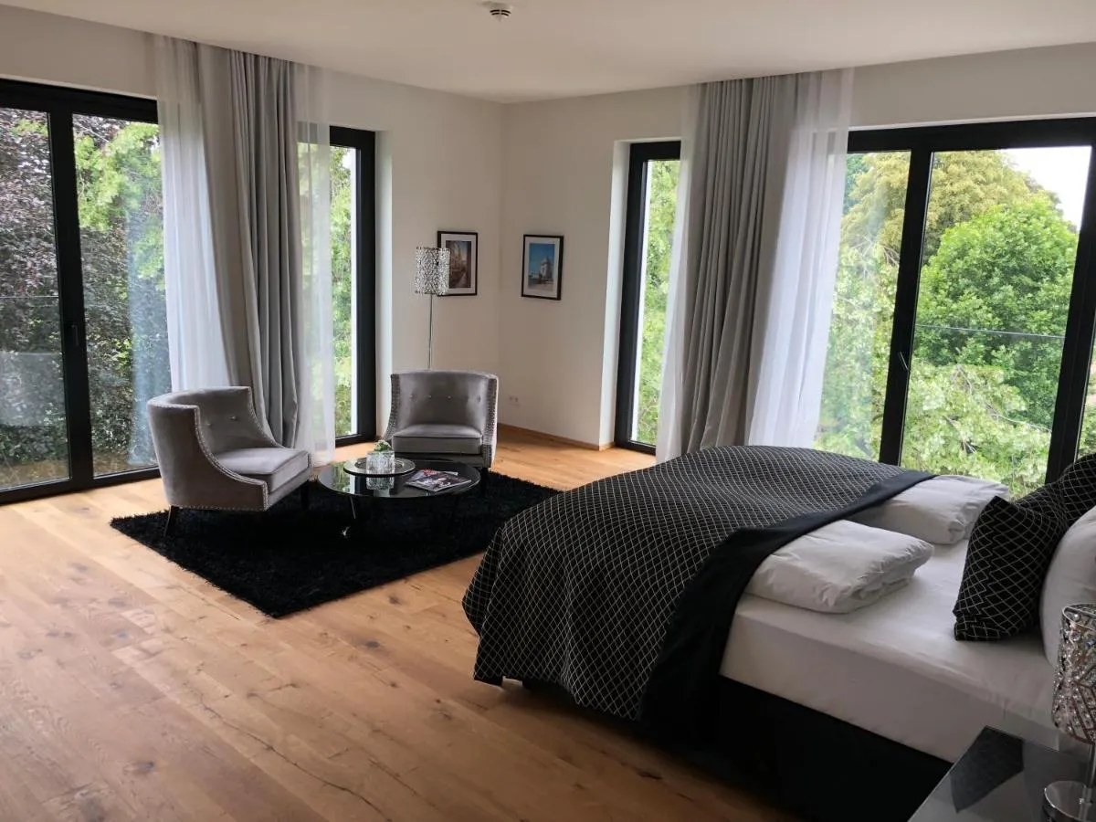 Image 6 of Voss Villa