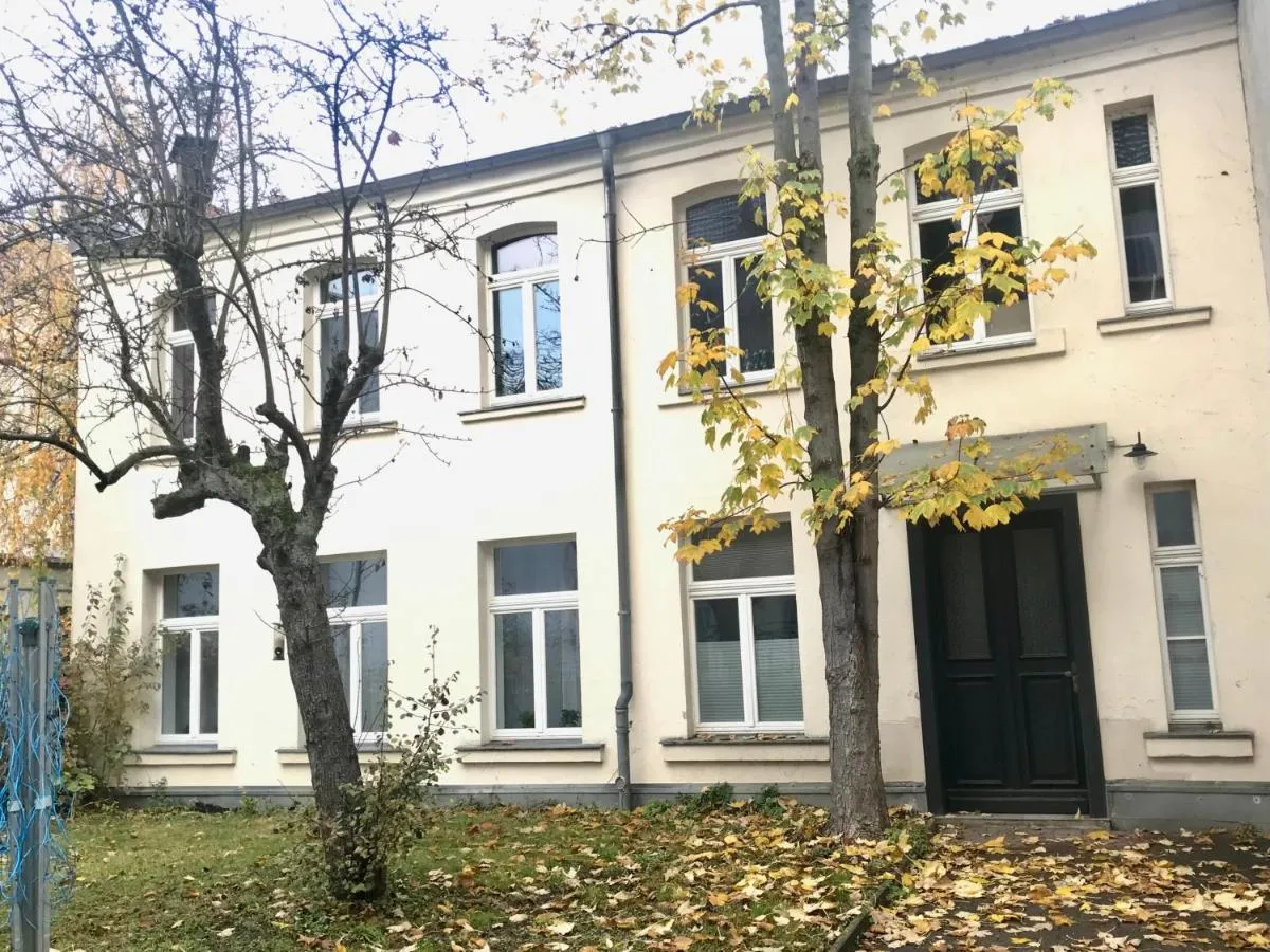 Image 5 of Wohlfühl-Oase mitten in der Stadt – Garten, Grill, Netflix und Drucker