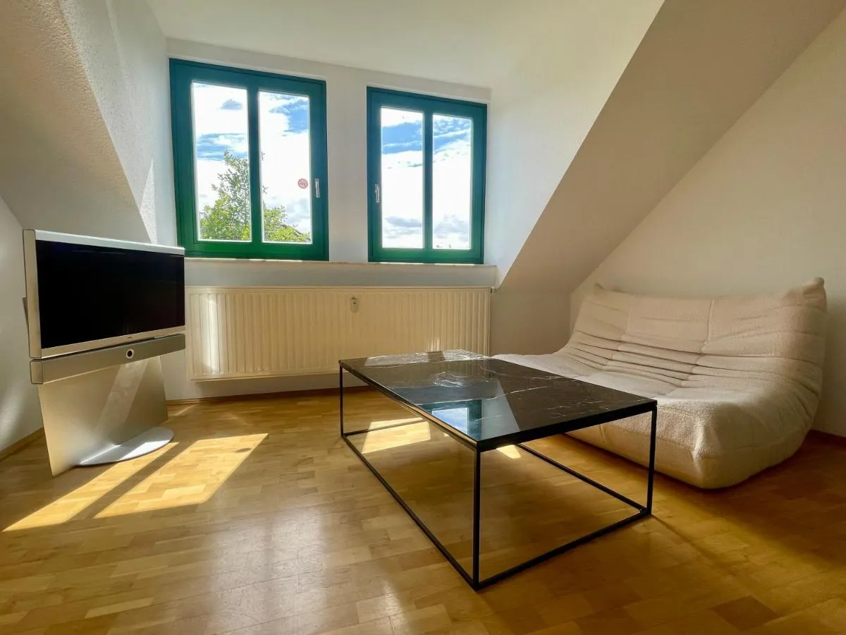 Image 2 of Zentrales hochwertiges Apartment Thomasius