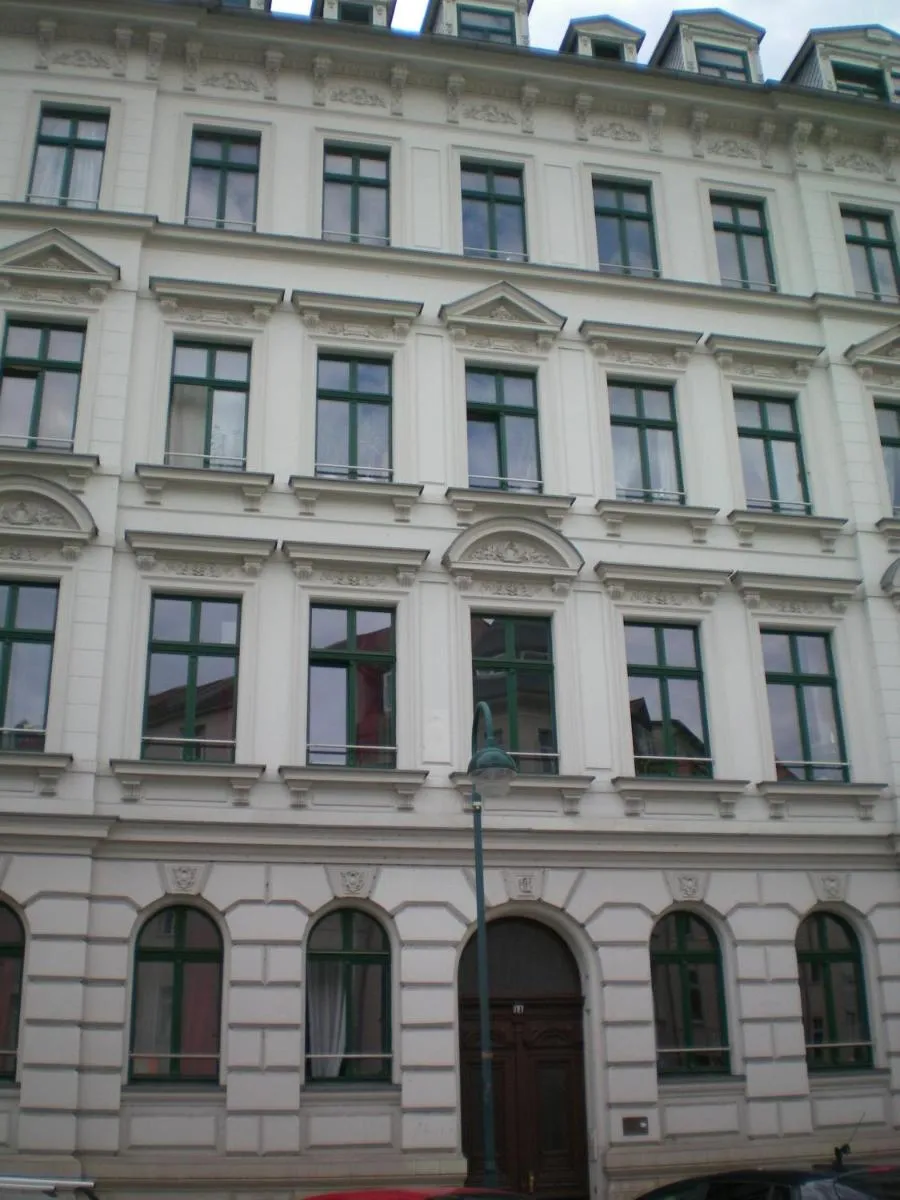 Image 3 of Zentrales hochwertiges Gründerzeit-Apartment Thomasius