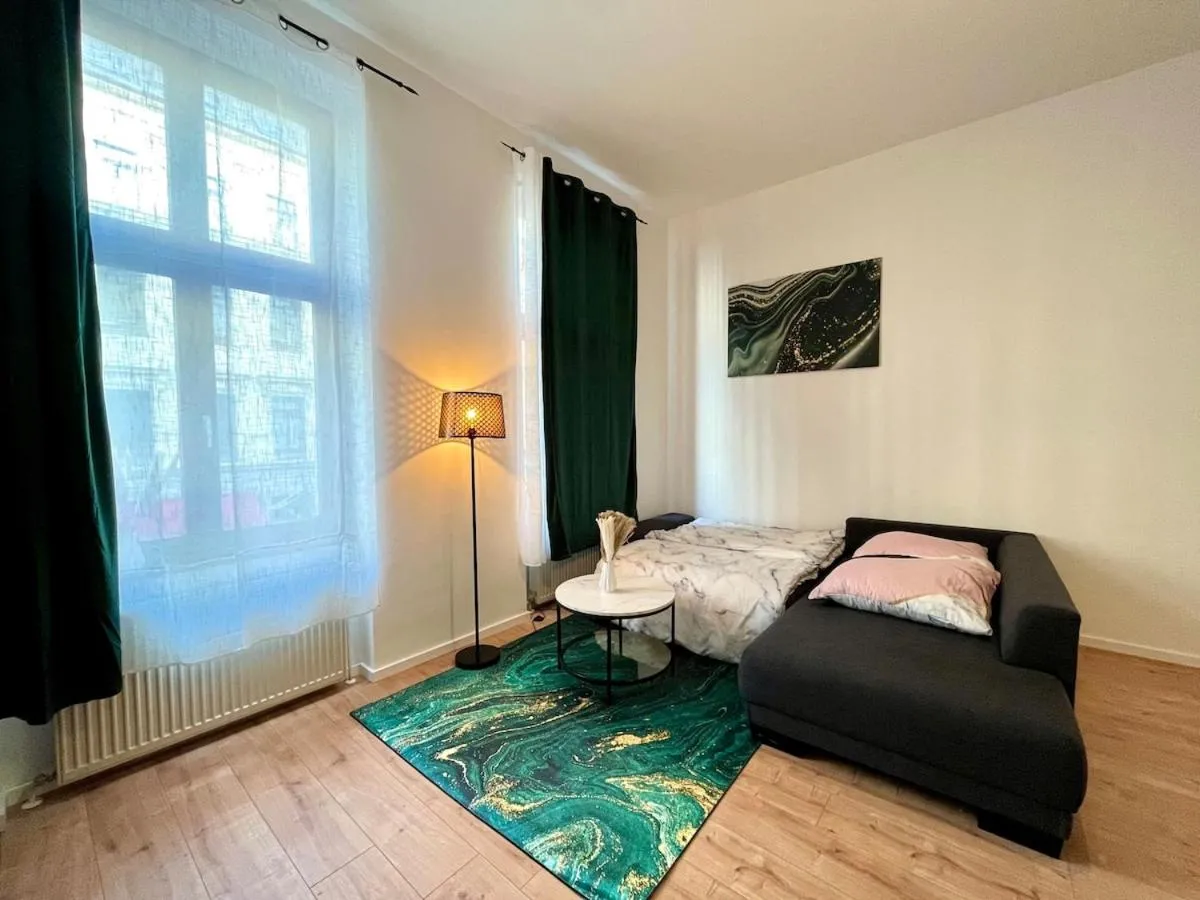 Image 5 of Zu Fuß ins Zentrum, nahe Arena