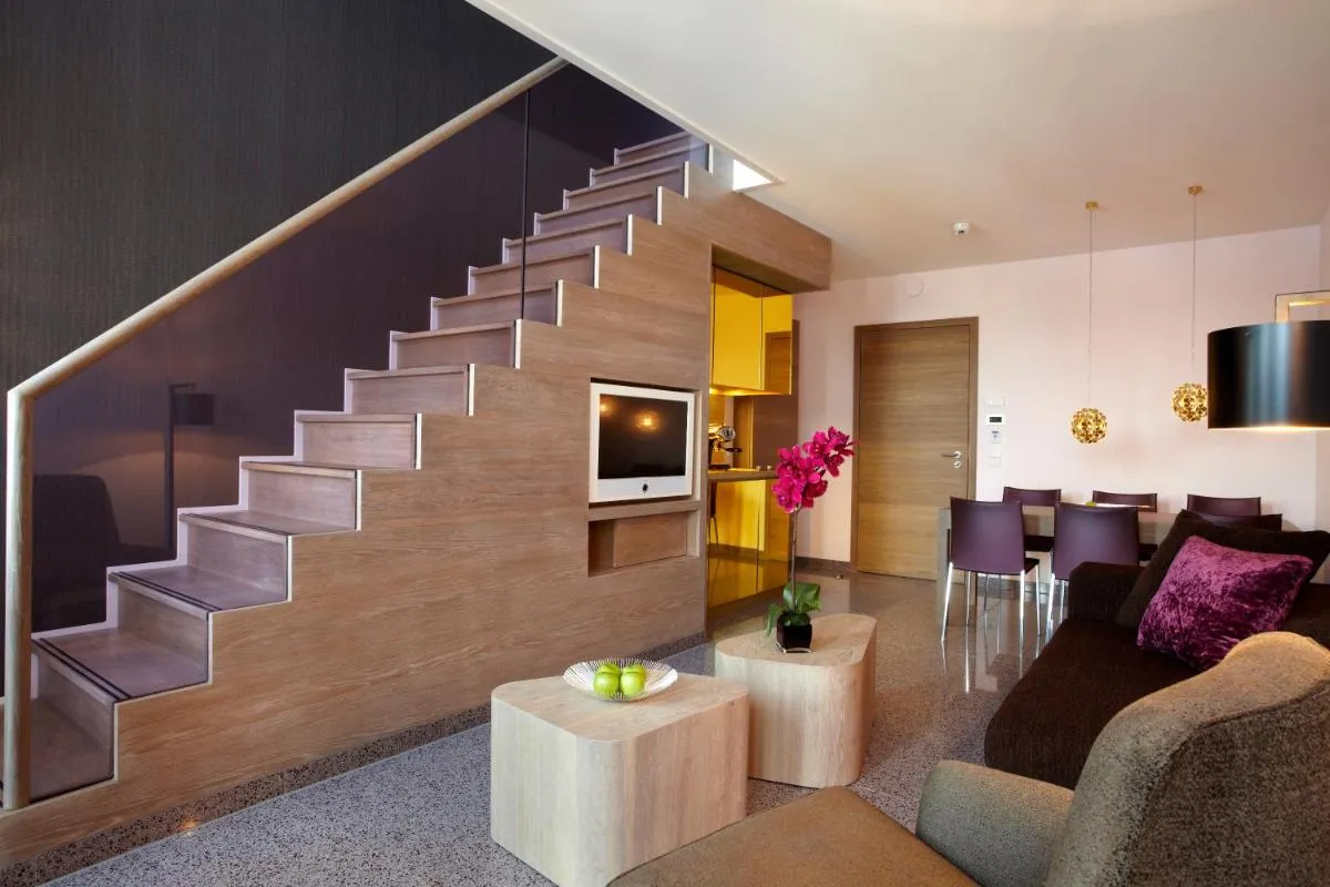 Image 4 of abito Suites