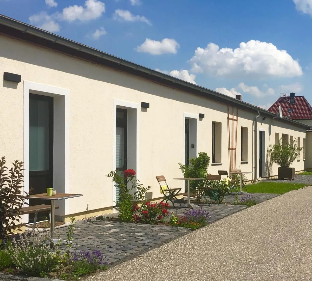 Image 5 of die Senfbude – schöne, ebenerdige 2-Raum-Apartments mit Stellplatz und Terrasse